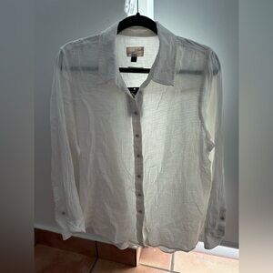 Universal Thread white long-sleeved blouse with buttons,size medium relaxed fit.